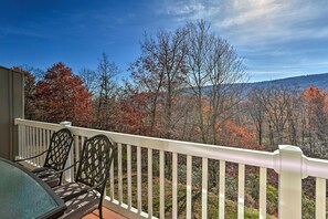 Relax on the deck, soak in the views!