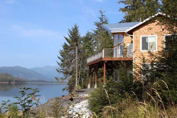 Wrangell Narrows Seaside Getaway
