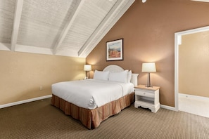 Cozy 1 Bedroom unit for a perfect getaway! Exact unit will be assigned upon arrival. Views, colors and decor may vary.
