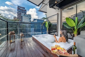 Terassi/patio