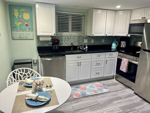 Equipped with regular coffee maker, toaster, blender & airfryer