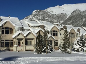Elk Run community