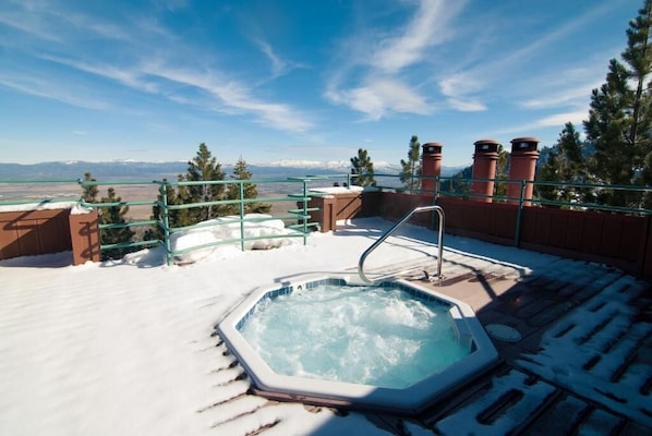 Rooftop Hot Tub