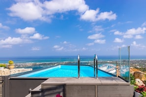 Incredible view,Stone build,Infinity pool,Maroulas,Rethymno,Crete