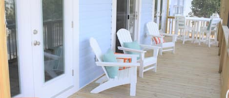 Screened Covered Porch