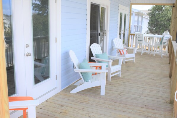 Screened Covered Porch