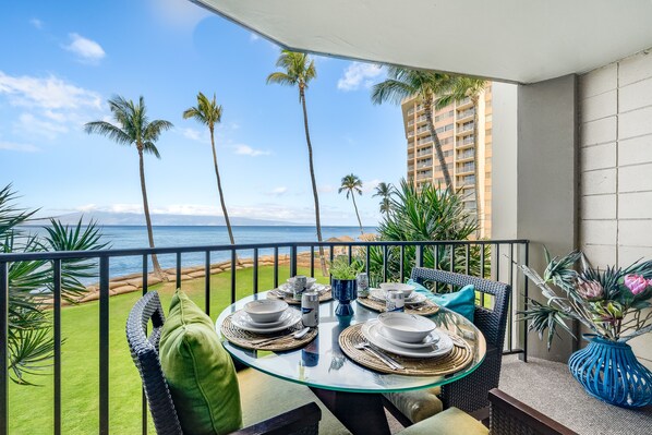Valley Isle 206 lanai 1