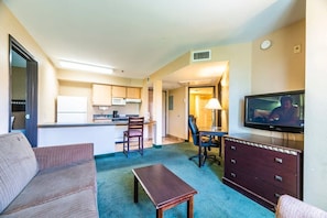 Location is a good as it gets but unit needs renovation and has been discounted accordingly.