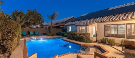 Your own desert oasis under a blue Arizona sky!