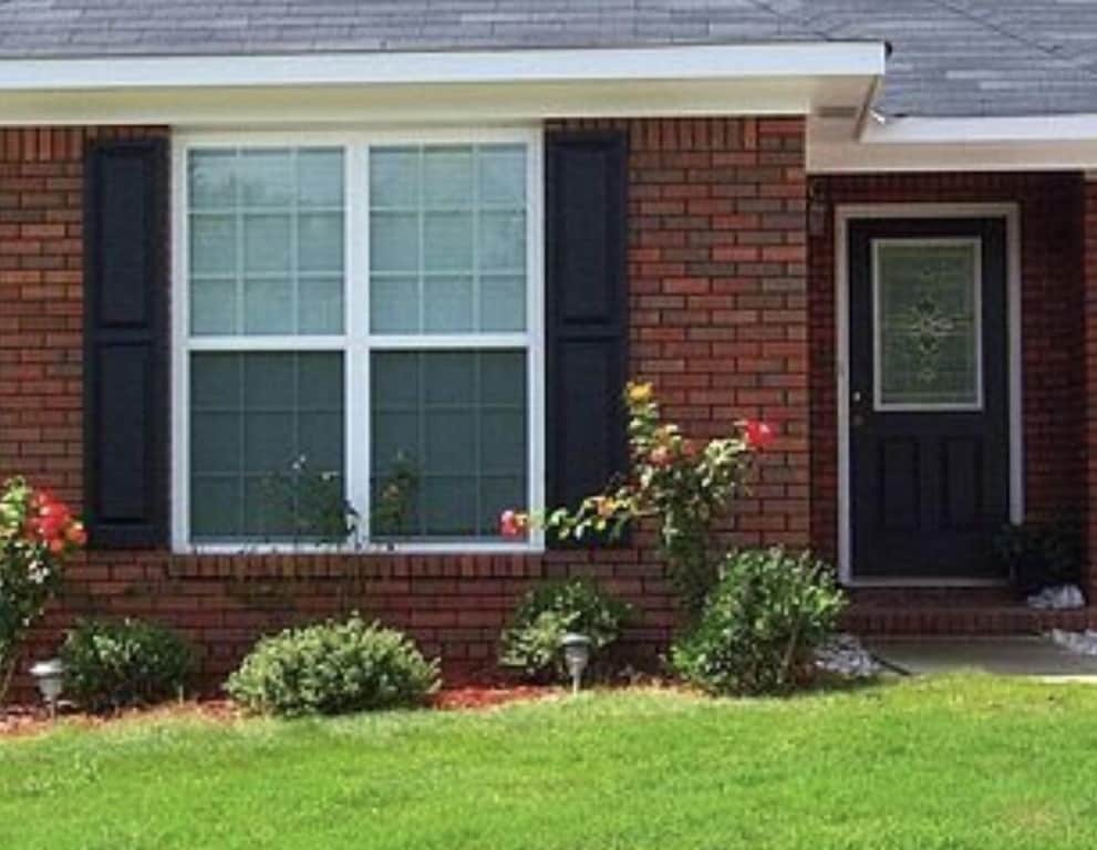 Red Brick Retreat/W Fireplace (Pet + Kid Friendly) - Columbus