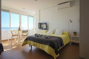 Estudio primera linea playa vistas al mar Torrox Costa_ (4 de 35)