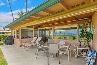 Oceanfront Paradise 128-1 Puamana!! You won't want to leave!!