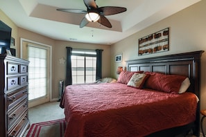 Bedroom 1 - King Size Bed