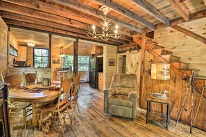 Living Room | Dining Area