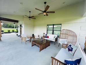 Large outdoor seating area, great for entertaining.