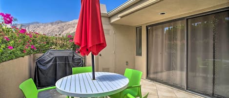 Palm Springs Vacation Rental | 2BR | 2BA | 950 Sq Ft | Step-Free Access
