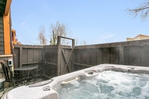 Relax In Your Private Hot Tub Day Or Night