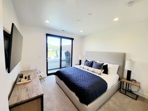 King bedroom