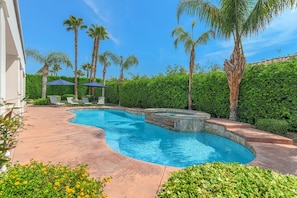 Saltwater Lagoon-Shaped pool in very Private Yard