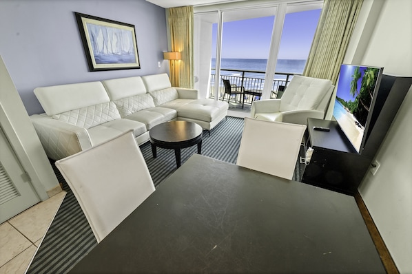 Large Living Area with Views of the Ocean, Beautifully Decorated