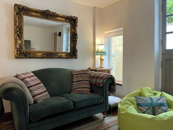 Living room | Jack’s Place, Hastings