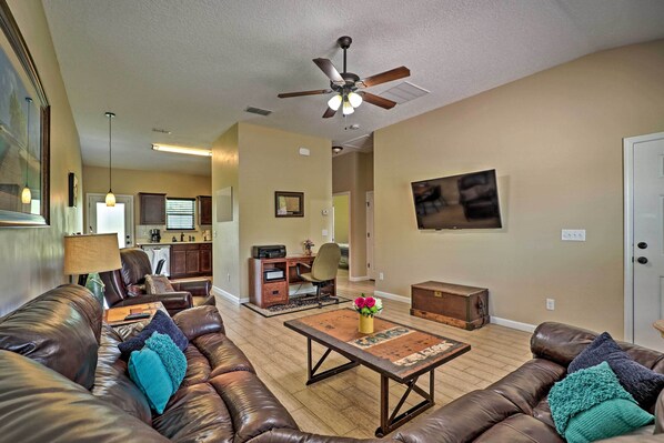Palatka Vacation Rental | 2BR | 1.5BA | 1-Story House | Step-Free Access