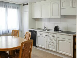 Cabinetry, Furniture, Countertop, Building, Table, Curtain, Wood, Kitchen, Kitchen Appliance, Interior Design