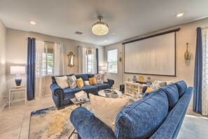 Living Room | Sleek Interior Decor