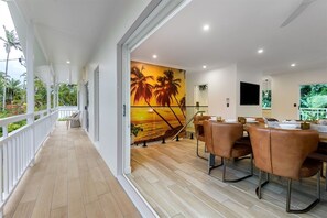 6 Sorrento crescent_TWI_dining b