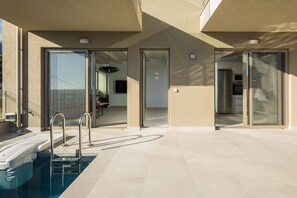 Stimulating exteriors.