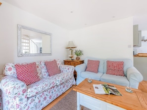 Open plan living space | Candlewick Cottage, Lower Heyford, near Oxford