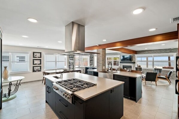 Compass Suite Chefs Kitchen 