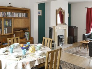 Living room/dining room | Dolphin Cottage, Newbiggin by the Sea