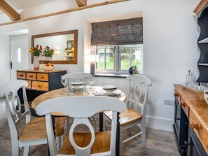 Dining Area | Cowshed 1 - Cowshed Cottages at Travellers Rest Yard, Llanboidy