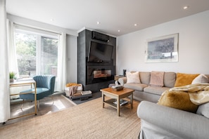 Living Room with Fireplace