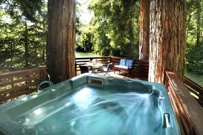 Hot tub located in Redwood tree fairy ring facing the Russian River. 