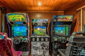 Spielezimmer
