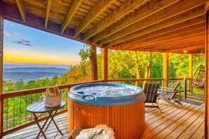 5-person hot tub