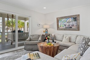Easy access from balcony to living room.