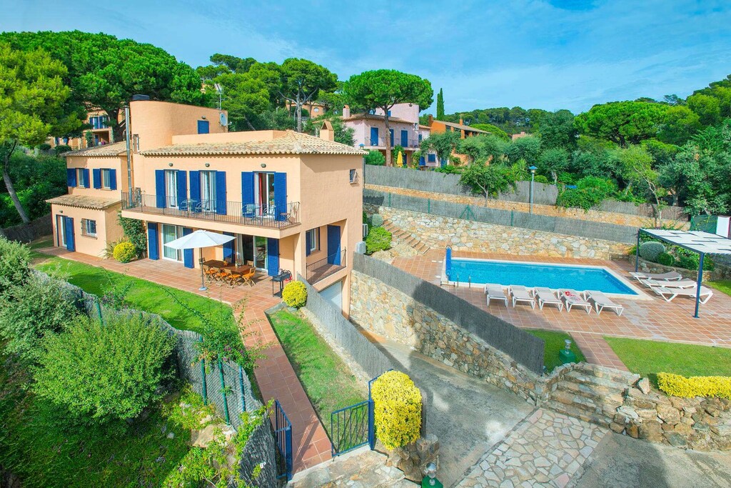 Picture of villa