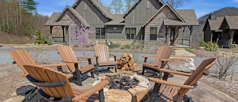 Saddle Notch Community Firepit