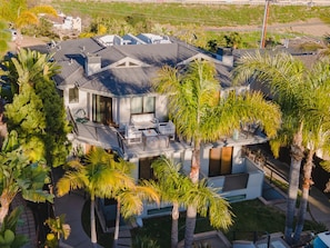 The property you've been looking for, space for everyone, comfort and style.