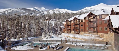 Ski-in / Ski-out Villa with great amenities!