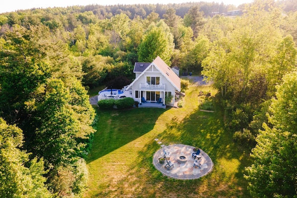 Hammondsport Vacation Rental | 3BR | 2BA | 1,400 Sq Ft | Stairs Required