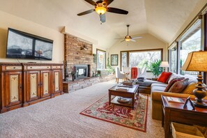 Interior | 2,200 Sq Ft