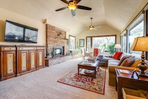 Interior | 2,200 Sq Ft
