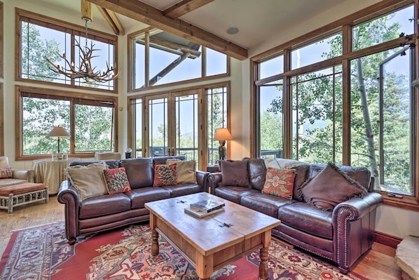 Mountain Village Vacation Rental | 4BR | 4.5BA | Stairs Required | 3,700 Sq Ft