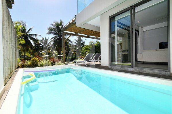 Barachois 5 waterfront villa ideal for families private pool Mauritius to rent