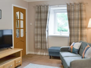 Living room | Blackmill Cottages No 2 - Blackmill, Taynuilt, near Oban