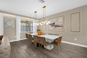 1418 Thunderbird Road (5).jpg